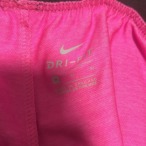 Nike shorts - Picture 2 of 2